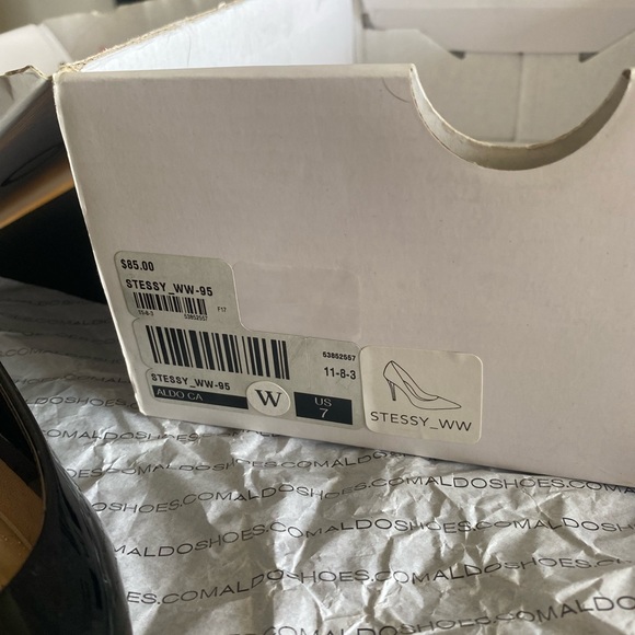 Aldo Stessy, a high stiletto and sleek silhouette. - Picture 4 of 4